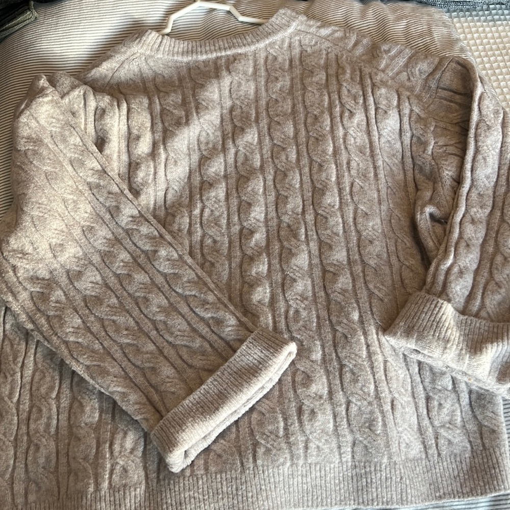 H&M Oversize cable knit sweater